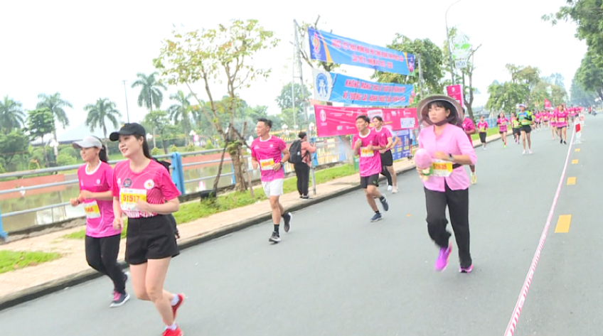 Nhiều kỷ niệm trong mùa Giải Marathon Đất sen hồng năm 2023