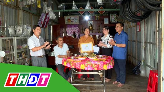 Vượt dốc - 03/12/2024: Hộ thoát nghèo tiêu biểu bà Nguyễn Thị Tuyết Mai