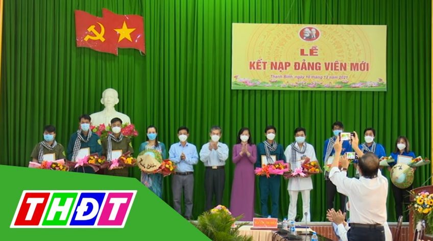 Đồng Tháp Kết nạp Đảng cho tình nguyện viên phòng, chống dịch Covid 19